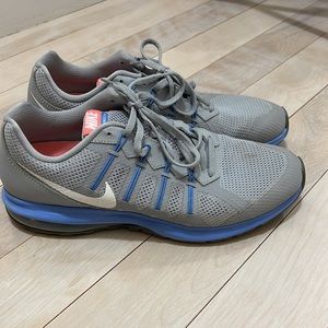 Nike Max Dynasty shoes